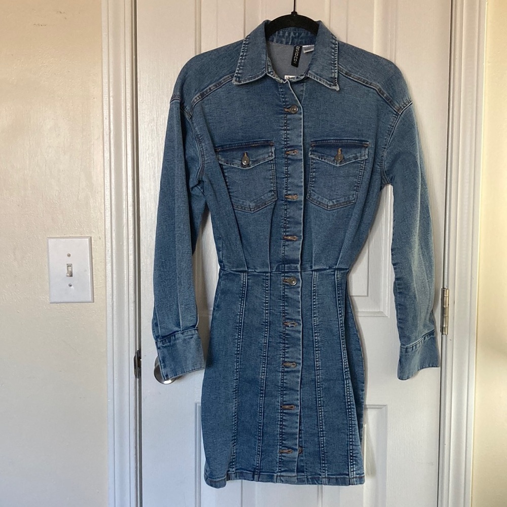 Body Con Button Up Long Sleeve Collared Denim Dress